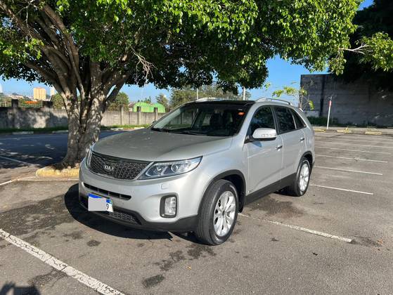KIA SORENTO 3.5 V6 GASOLINA EX 7L 4WD AUTOMÁTICO